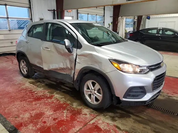 KL7CJNSB3JB722524 — 2018 Chevrolet TRAX, фото 4 с аукциона Copart, Боковая часть
