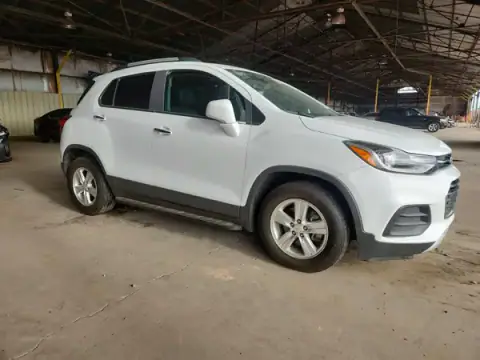 KL7CJLSB2JB603772 — 2018 Chevrolet TRAX, foto 4 de Copart 23.09.2026, Pequeñas abolladuras y arañazos