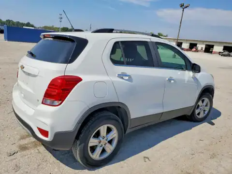 KL7CJPSB9JB599436 — 2018 Chevrolet TRAX, ფოტო 3, Copart 02.10.2026, მცირე ჩაღრმავებები და ნაკაწრები