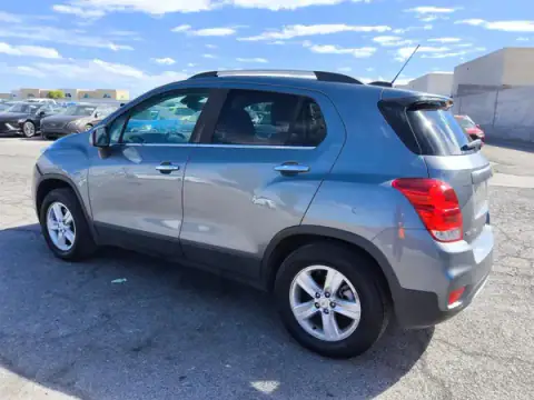 KL7CJPSB6KB917644 — 2019 Chevrolet TRAX, ფოტო 2, Copart 22.09.2026, მექანიკური დაზიანება
