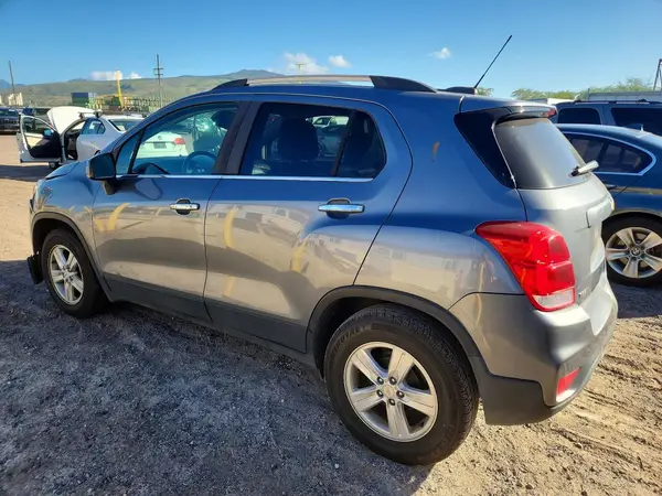 KL7CJLSB5KB929986 — 2019 Chevrolet TRAX, фото 2 с аукциона Copart 30.09.2026, Передняя часть