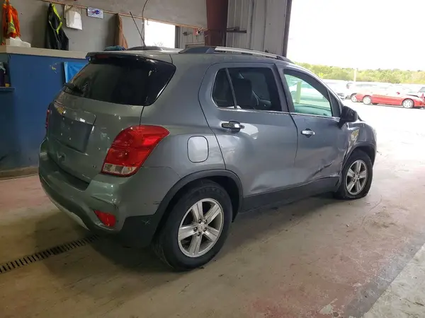 KL7CJLSB2KB867804 — 2019 Chevrolet TRAX, ფოტო 3, Copart 28.09.2026, გვერდითი ნაწილი
