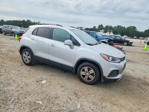 KL7CJLSB0KB916692 — 2019 Chevrolet TRAX, ფოტო 4, Copart, დატბორვა