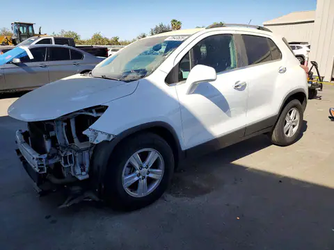 KL7CJLSBXKB914447 Chevrolet TRAX 2019 — daño Parte delantera, foto antes de reparar