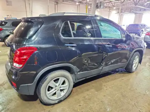 KL7CJLSB9LB006945 — 2020 Chevrolet TRAX, photo 3 from Copart 22.09.2026, Front end