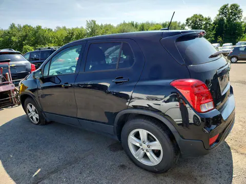 2020 Chevrolet Trax VIN KL7CJKSB2LB087832 фото 2