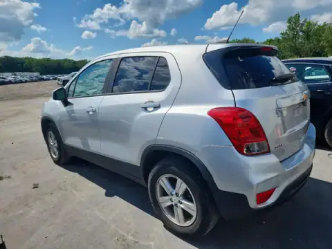 KL7CJKSB7LB325142 — 2020 Chevrolet TRAX, zdjęcie 2 z Copart, Tył