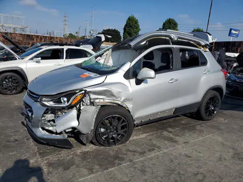 KL7CJLSB3MB355620 — 2021 Chevrolet TRAX, Крыша (Top/Roof), фото до ремонта