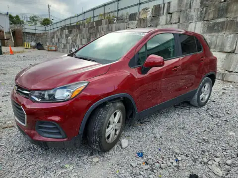 KL7CJKSB4MB314827 Chevrolet TRAX 2021 — Front end damage, before-repair photo