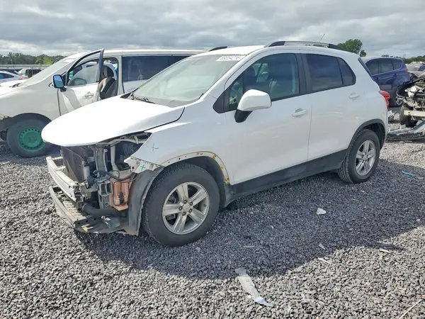KL7CJLSB2MB306487 — 2021 Chevrolet TRAX, Передняя часть (Front End), фото до ремонта
