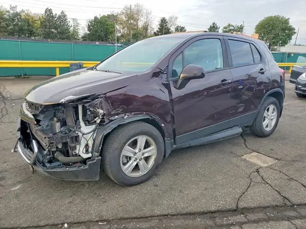 KL7CJKSBXMB324844 — 2021 Chevrolet TRAX, Передняя часть (Front End), фото до ремонта