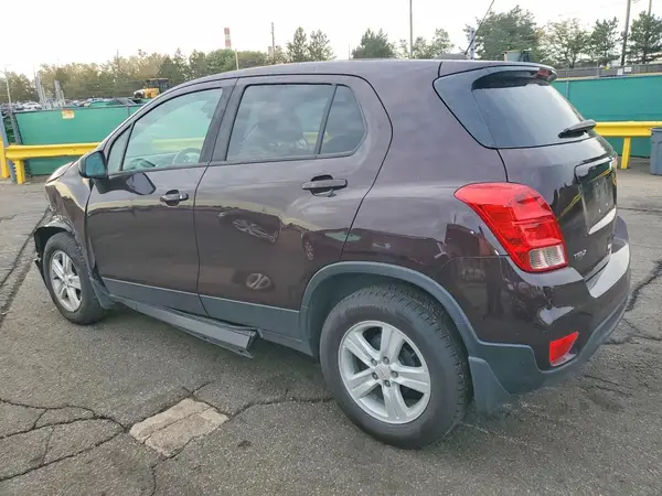 KL7CJKSBXMB324844 — 2021 Chevrolet TRAX, фото 2 с аукциона Copart 04.10.2026, Передняя часть