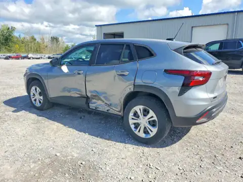 KL77LFE22RC153345 — 2024 Chevrolet TRAX, photo 2 from Copart, Side