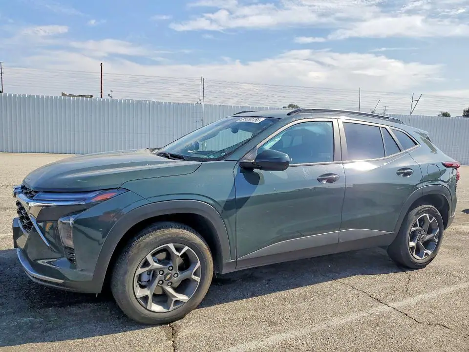 KL77LHEP2SC224394 Chevrolet TRAX 2025 — повреждение Боковая часть, фото до ремонта