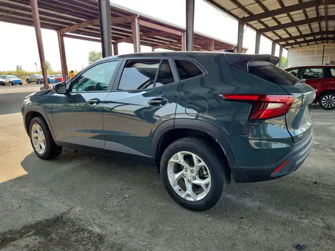 2025 Chevrolet Trax VIN KL77LFEP2SC274538 фото 2