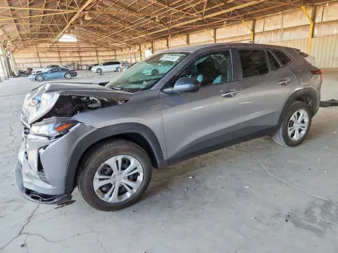 KL77LFEP4SC213658 — 2025 Chevrolet TRAX, Передняя часть (Front End), фото до ремонта