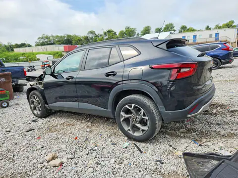 2025 CHEVROLET TRAX VIN KL77LHEP4SC273953 фото 2