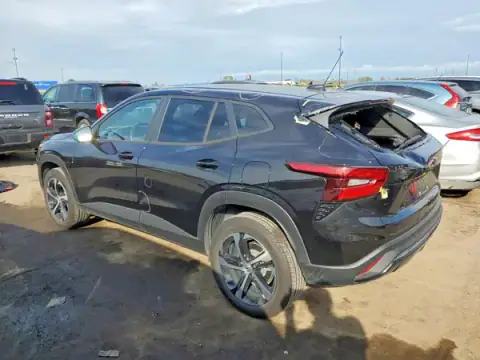 KL77LGEP6SC319602 — 2025 Chevrolet TRAX, ფოტო 2, Copart, გვერდითი ნაწილი