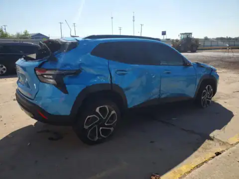 KL77LJEP0SC109848 — 2025 Chevrolet TRAX, photo 3 from Copart, Rollover