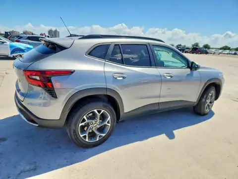 KL77LHEP3SC056040 — 2025 Chevrolet TRAX, фото 3 з Copart, Бокова частина