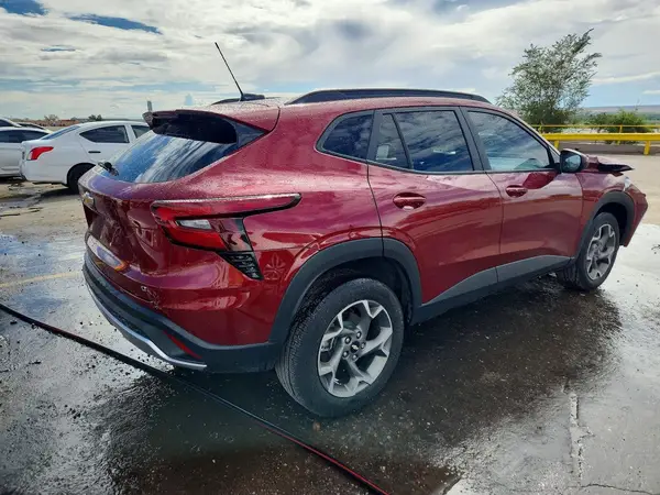 KL77LHEP3SC283213 — 2025 Chevrolet TRAX, фото 3 с аукциона Copart, Передняя часть