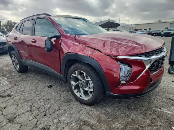 KL77LHEP5SC233980 — 2025 Chevrolet TRAX, zdjęcie 4 z Copart, Dachowanie