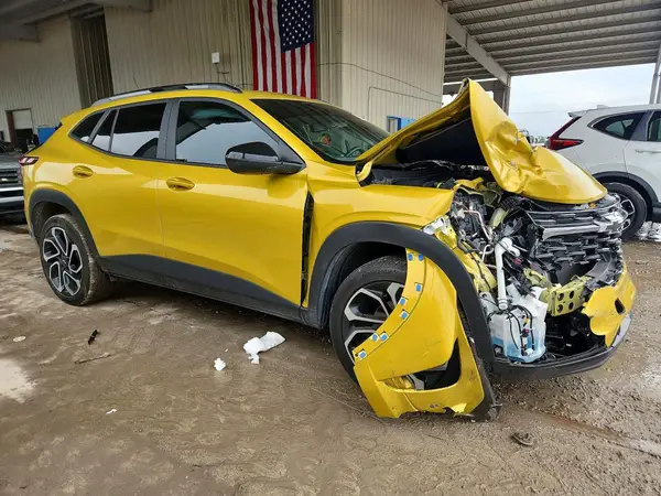 KL77LJEP0SC166745 — 2025 Chevrolet TRAX, zdjęcie 4 z Copart, Przód