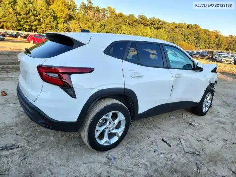 KL77LFEPXSC123138 — 2025 Chevrolet TRAX, ფოტო 3, Copart, წინა ნაწილი
