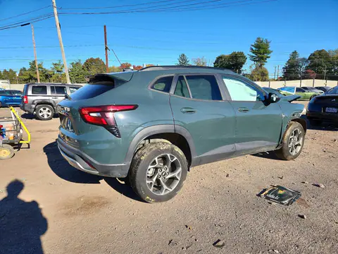 KL77LHEP5SC265506 — 2025 Chevrolet TRAX, photo 3 from Copart, Front end