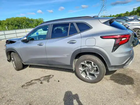 KL77LHEP8TC066001 — 2026 Chevrolet TRAX, фото 2 с аукциона Copart 23.09.2026, ПЕРЕДНЯЯ ЧАСТЬ