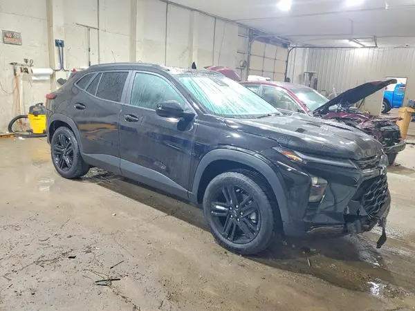 KL77LKEP9TC148977 — 2026 Chevrolet TRAX, фото 4 с аукциона Copart, Задняя часть