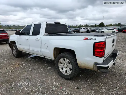 2GCVKPEC6K1235067 — 2019 Chevrolet, foto 2 de Copart, Parte delantera