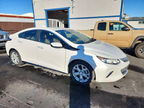 1G1RB6S56HU180403 — 2017 Chevrolet Volt, photo 4 from Copart 14.10.2026, Minor dents and scratches