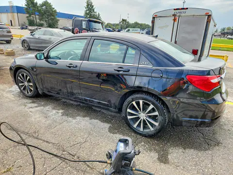 2014 CHRYSLER 200 VIN 1C3CCBBG9EN193127 фото 2