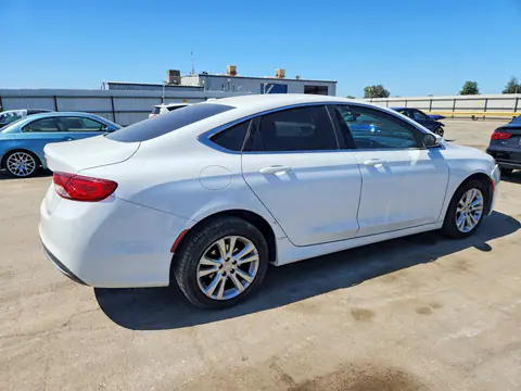 2015 Chrysler 200 VIN 1C3CCCAB8FN744001 фото 3
