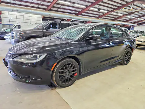 1C3CCCDG8FN540418 — 2015 Chrysler 200, Мелкие вмятины y царапины (Minor Dent/Scratches), fotos antes de reparar