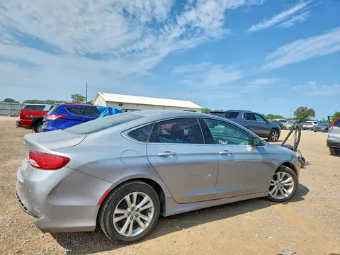 2015 Chrysler 200 VIN 1C3CCCABXFN599480 фото 3