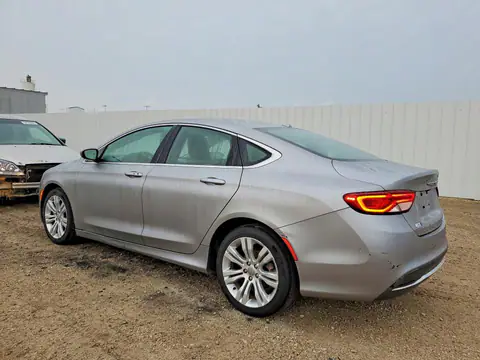 2015 Chrysler 200 VIN 1C3CCCAB2FN541699 фото 2