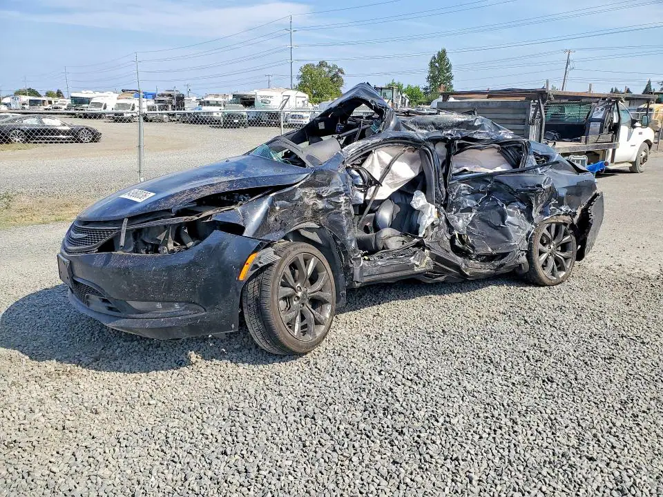 1C3CCCDG9FN540718 Chrysler 200 2015 — повреждение Опрокидывание, фото до ремонта