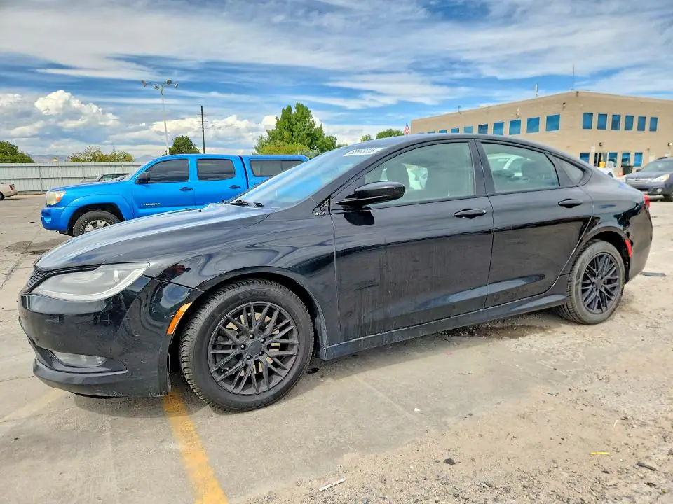 1C3CCCDG9FN674029 Chrysler 200 2015 — повреждение Повреждения снизу, фото до ремонта