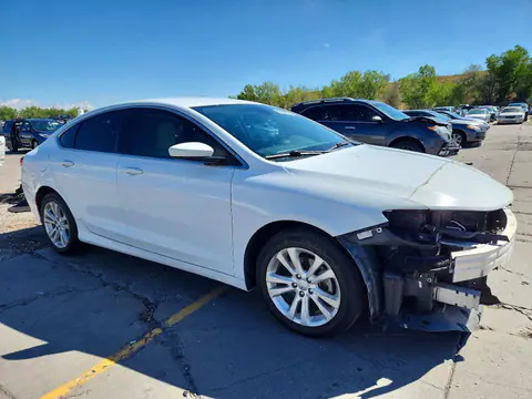 2015 Chrysler 200 VIN 1C3CCCAB3FN535426 фото 4