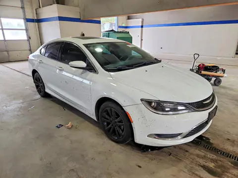2016 CHRYSLER 200 VIN 1C3CCCAB2GN137349 фото 4