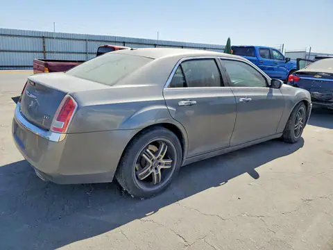 2011 CHRYSLER 300 VIN 2C3CA5CGXBH557937 фото 3