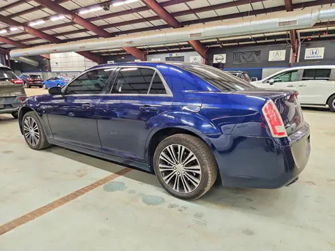 2014 Chrysler 300 VIN 2C3CCAGG8EH120360 фото 2