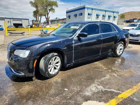 2C3CCAAG8FH864356 — 2015 Chrysler 300, Przód (Front End), zdjęć przed naprawą