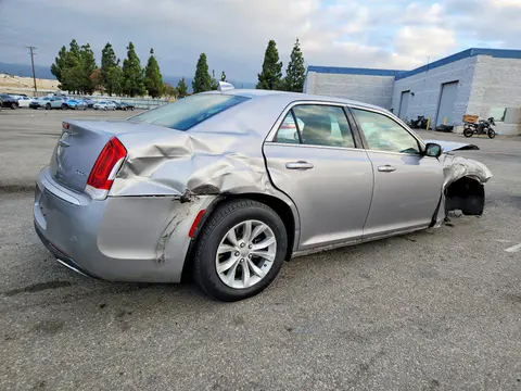 2015 Chrysler 300 VIN 2C3CCAAGXFH930776 фото 3