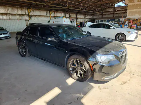 2016 Chrysler 300 VIN 2C3CCABG3GH261377 фото 4