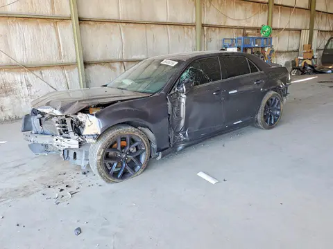2C3CCABG6JH261364 — 2018 Chrysler 300, Передняя часть (Front End), фото до ремонта