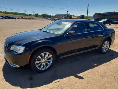 2C3CCARGXJH143095 — 2018 Chrysler 300, Град (Hail), фото до ремонта