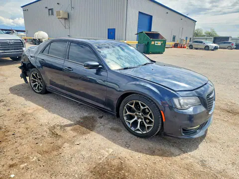 2C3CCABG7JH240457 — 2018 Chrysler 300, zdjęcie 4 z Copart 16.10.2026, Tył